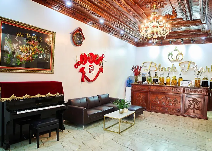 Black Pearl Hotel